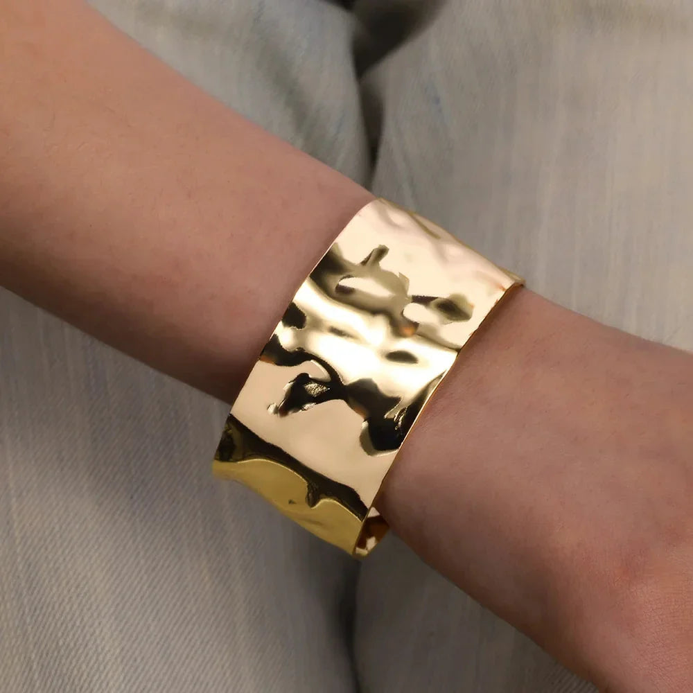 Elvra Cuff Bracelet