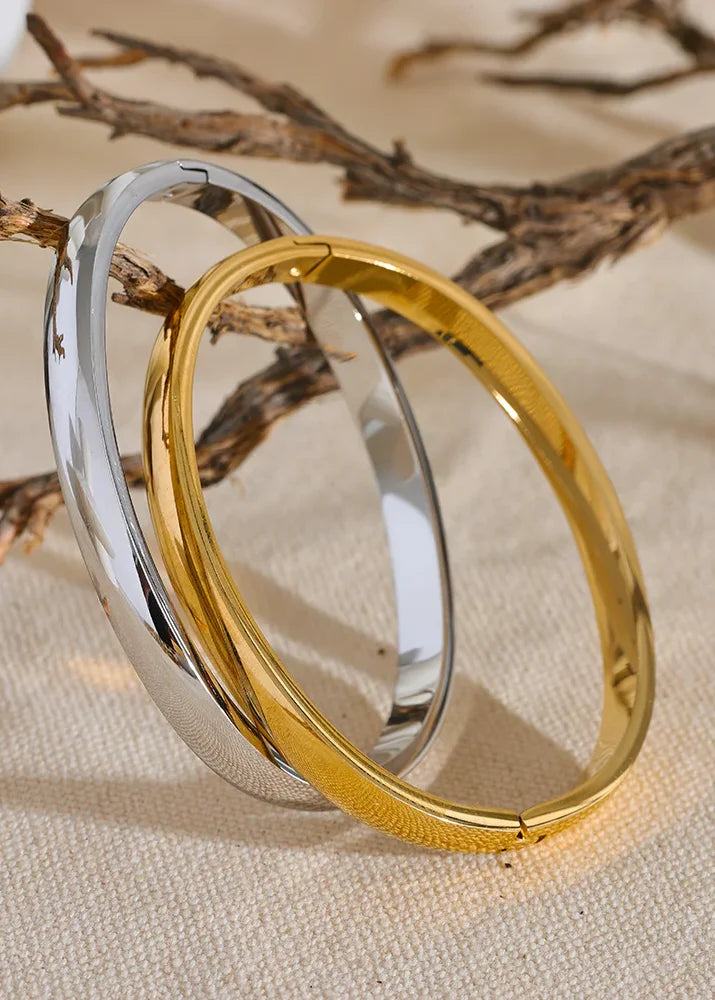 Velora Edge Bracelet