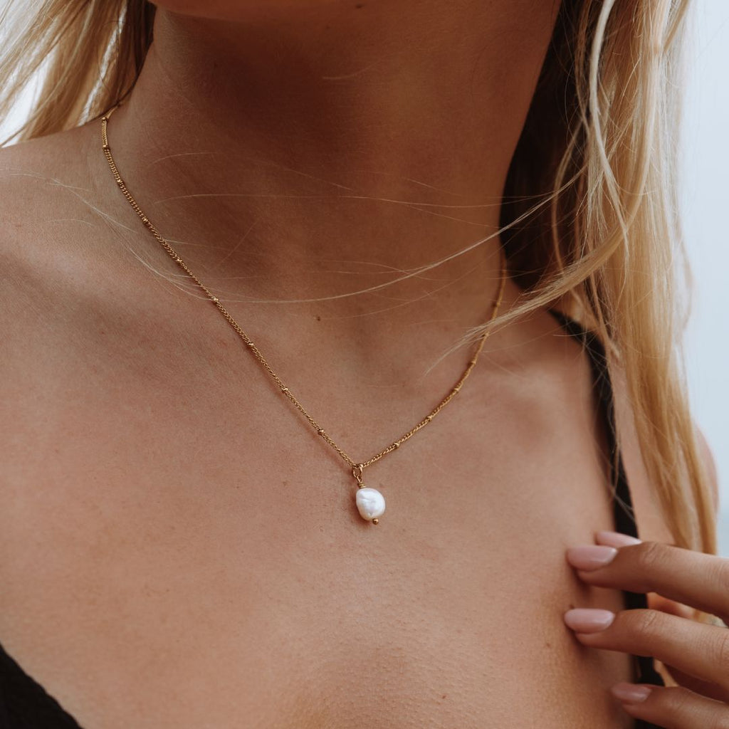 Perla Baroque Necklace