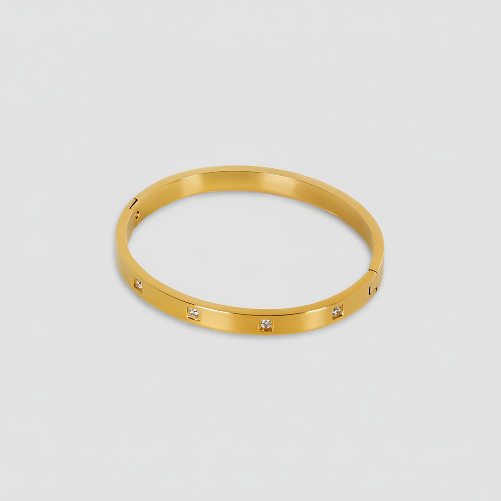 Éternelle Cuff Bracelet