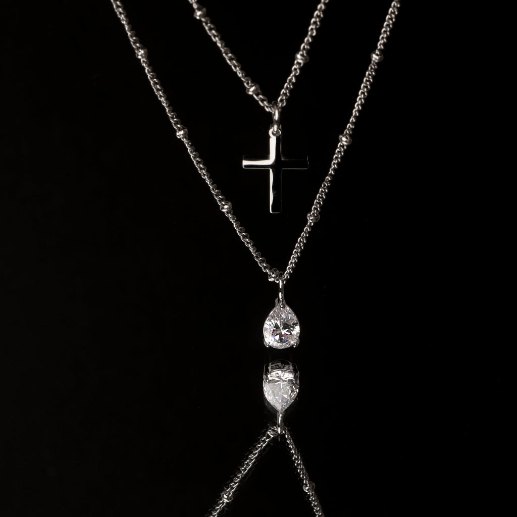 Croix Lumière Necklace