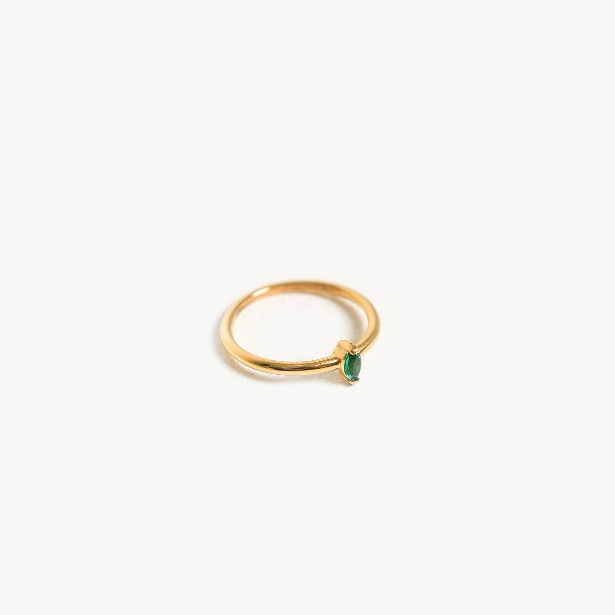 Émeraude Élancée Ring