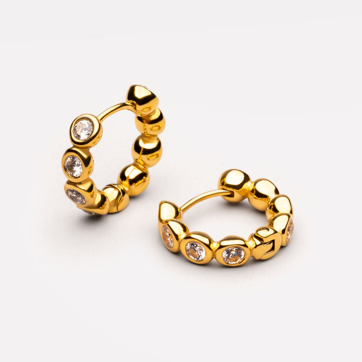Lumière Perlée Hoops Earrings