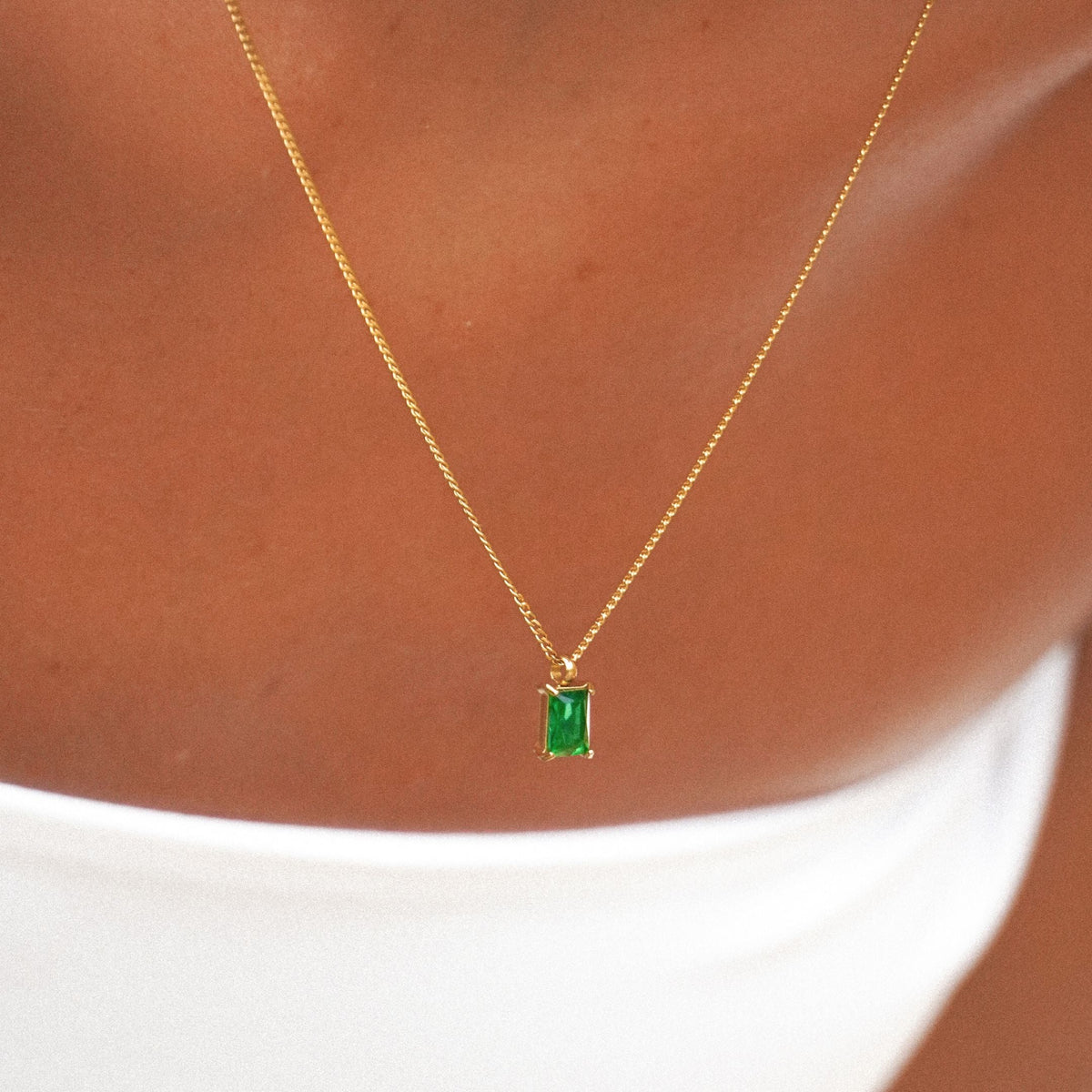 Emeraude Lumi Necklace