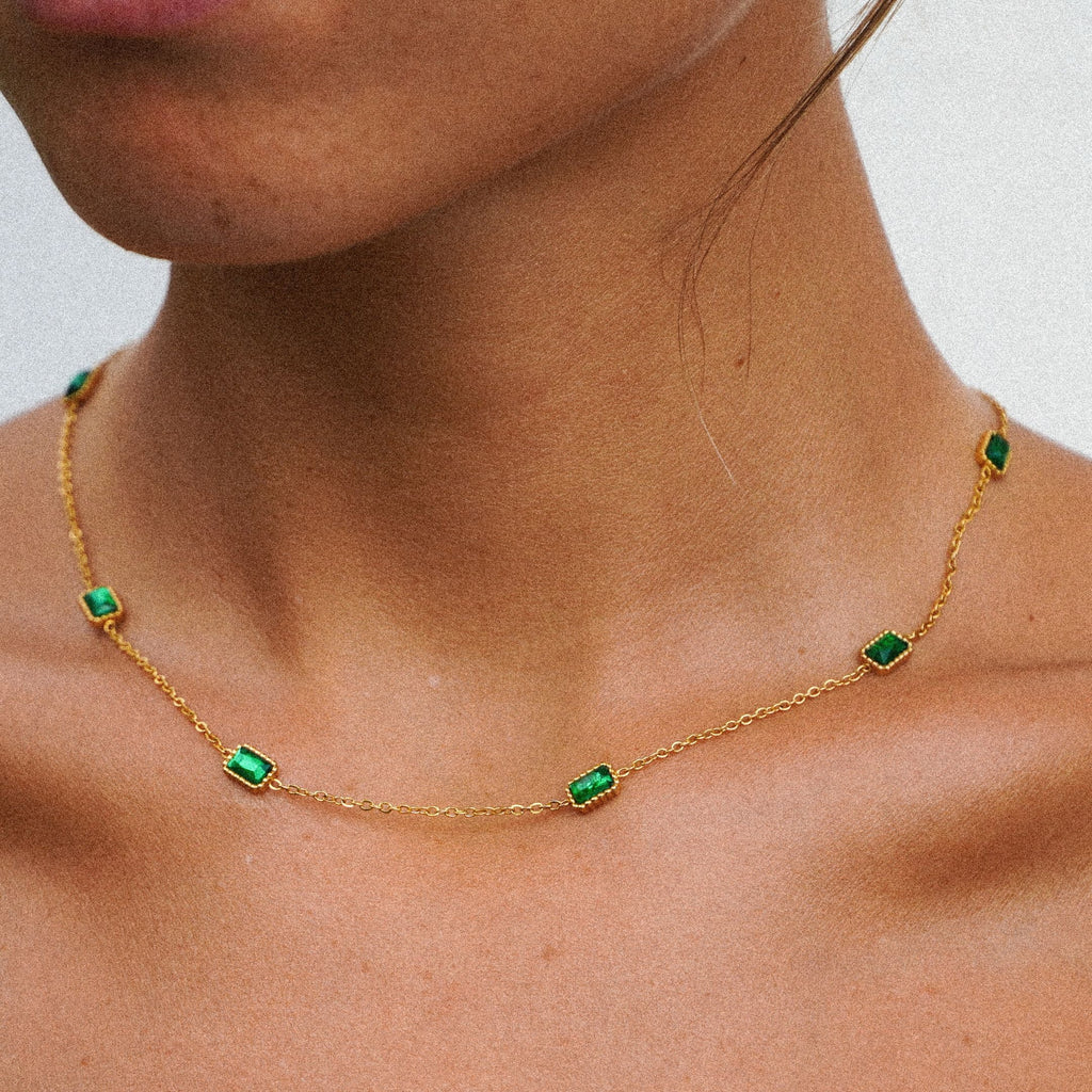 Raja Émeraude Necklace