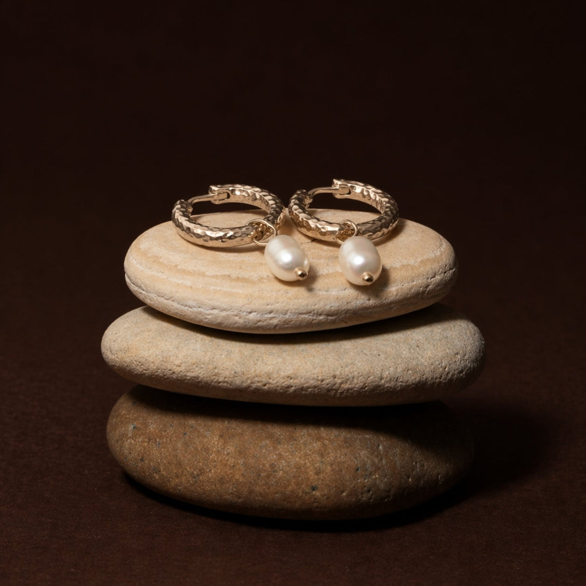Perla Martelle Earrings