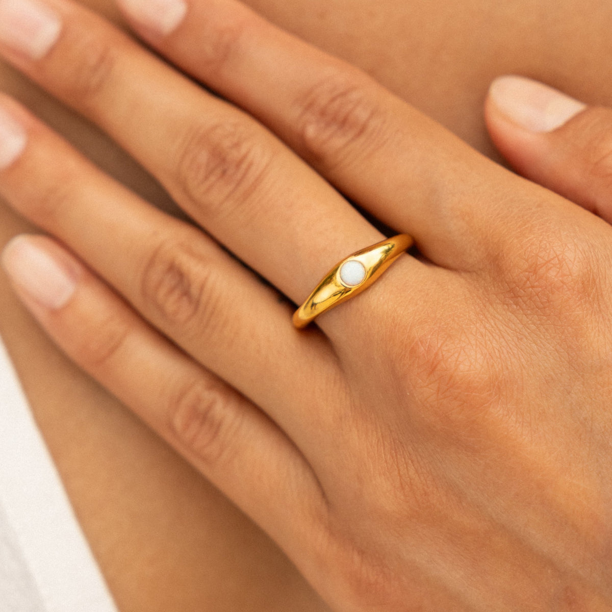 Opaline Étoile Ring
