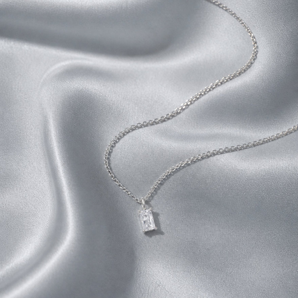 Lumière Glow Necklace
