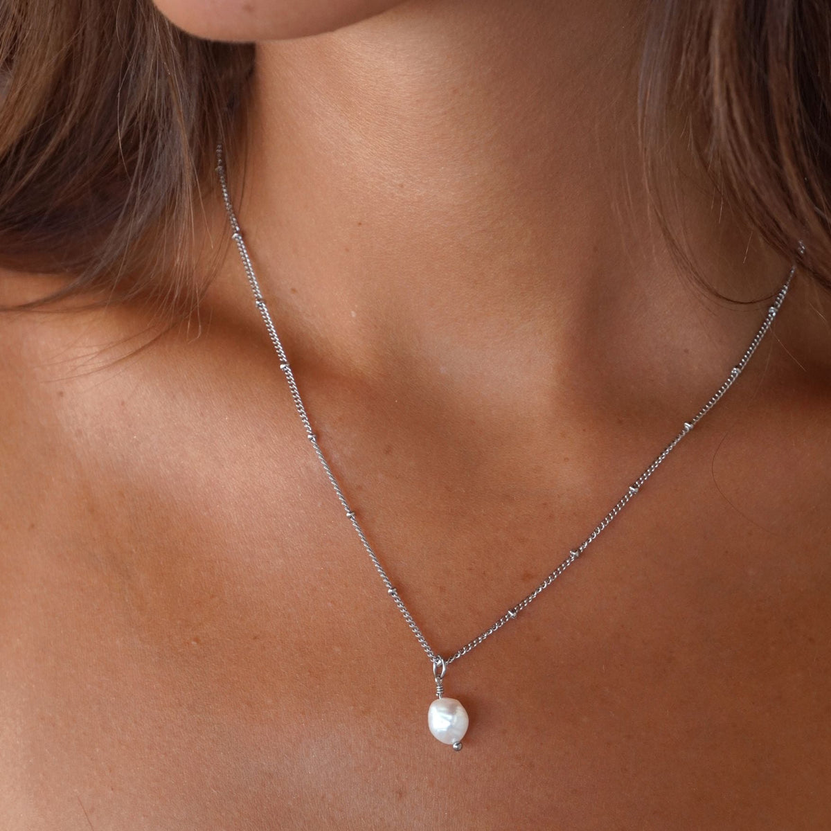 Perla Baroque Necklace