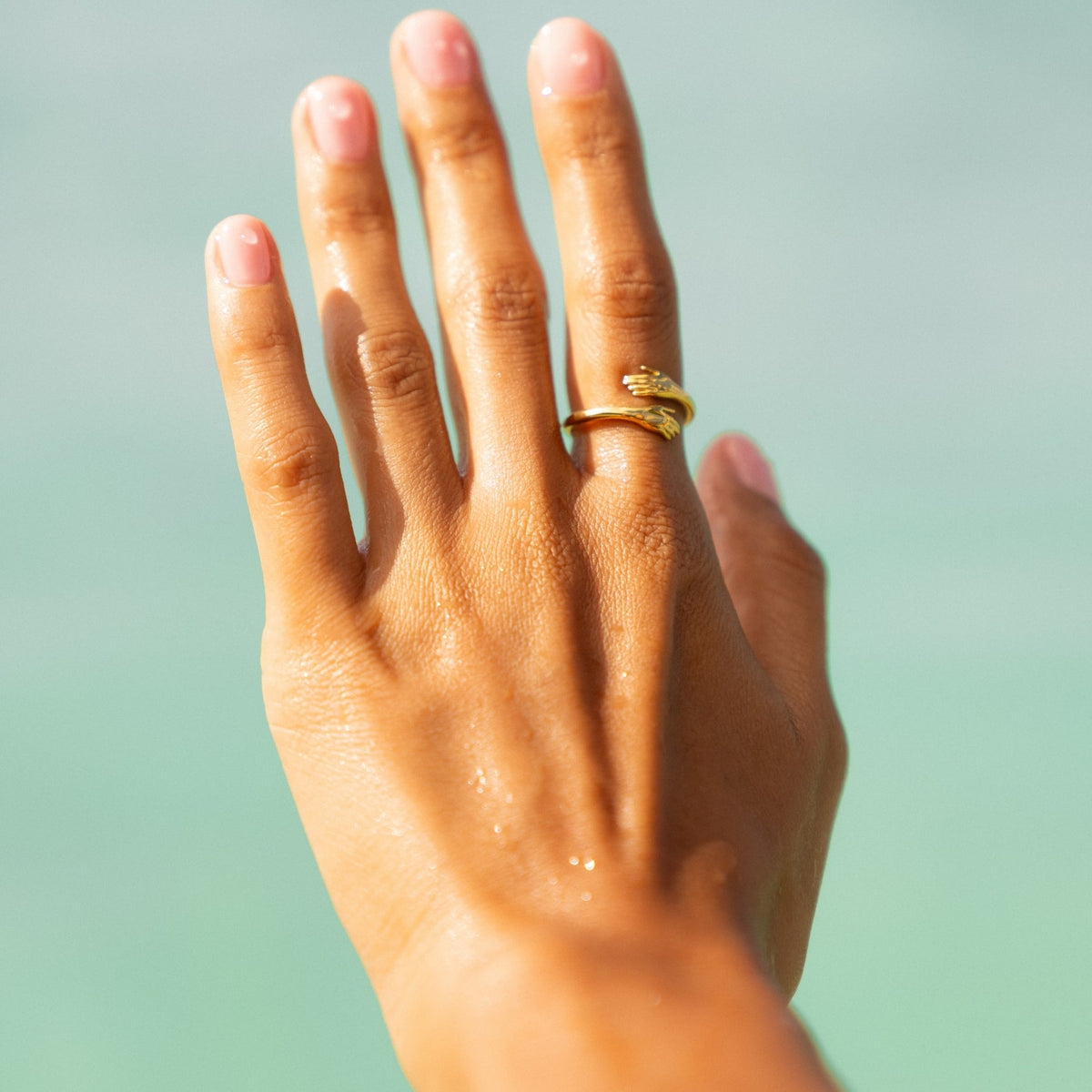 Étreinte d'Or Ring