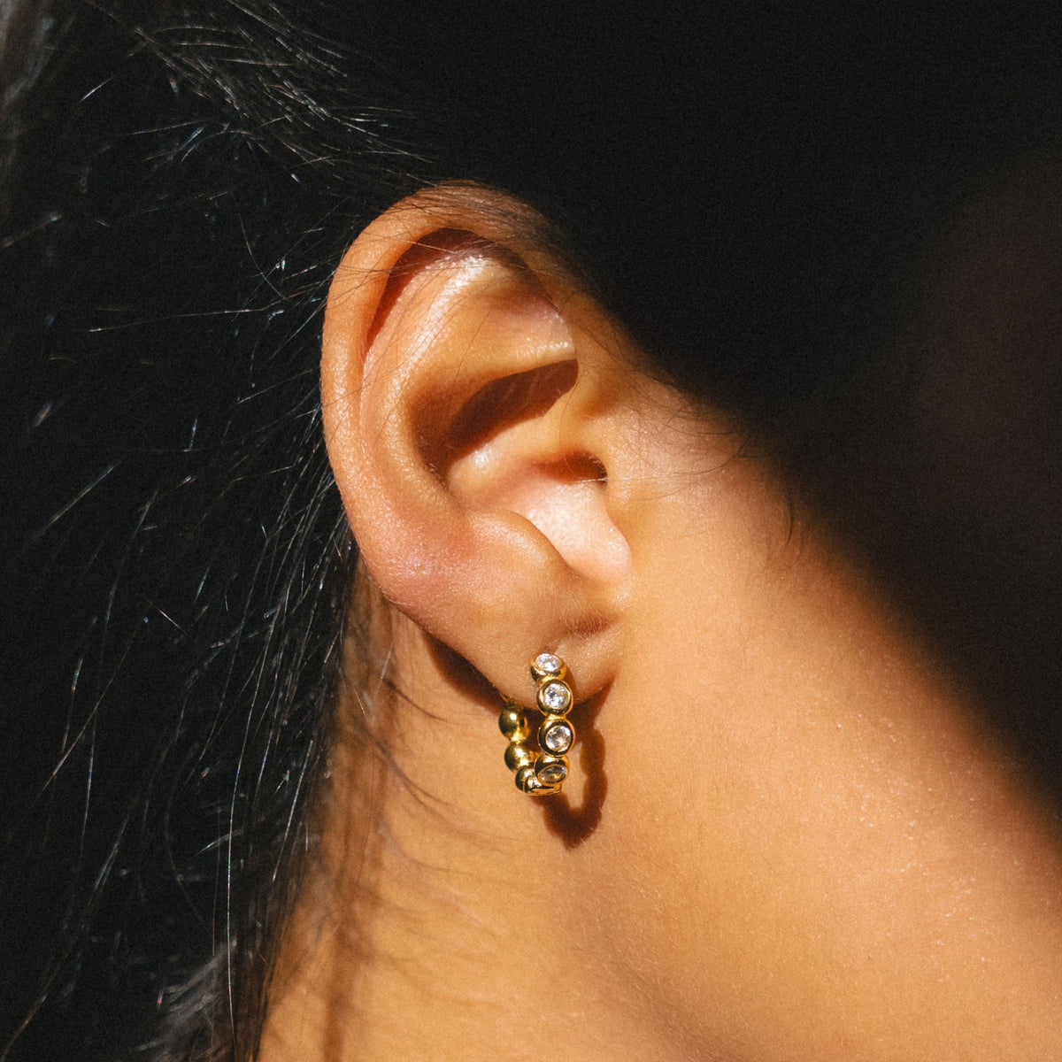 Lumière Perlée Hoops Earrings